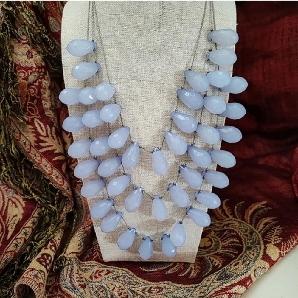Grey Lavender Plastic Acrylic Lucite Faceted Bead Cut Beaded Vintage Necklace